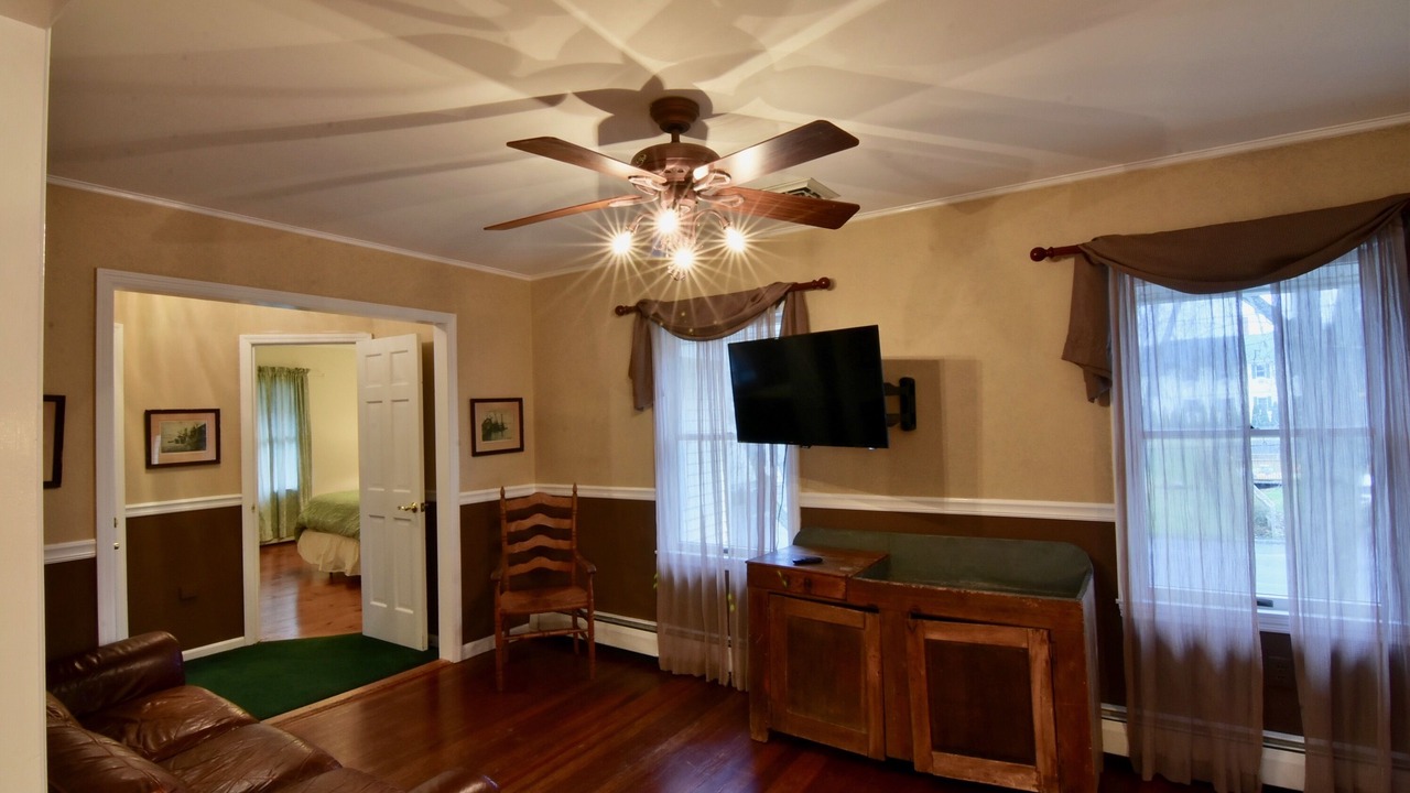 Photo of Bedroom in Saugerties