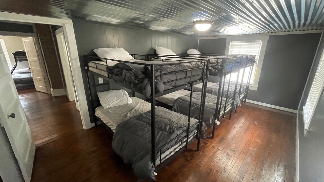 Photo of Bedroom in Kyle