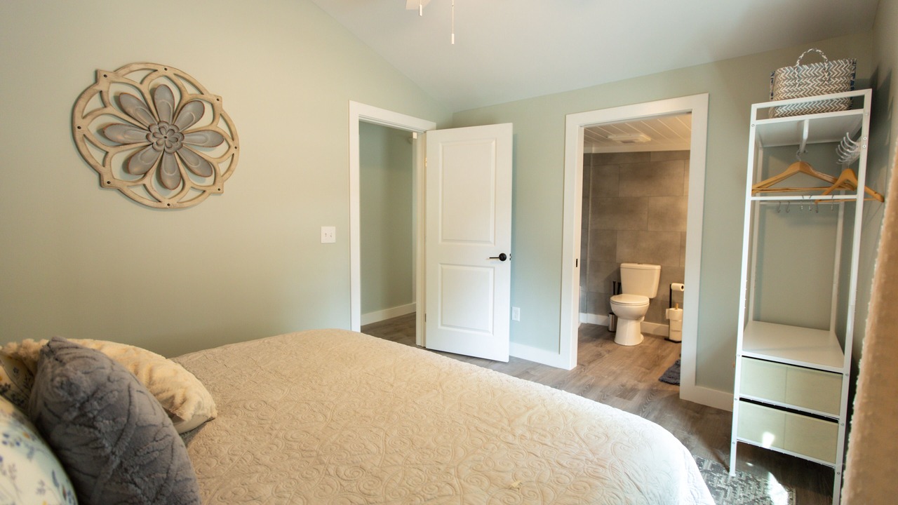 Photo of Bedroom in Flat Rock