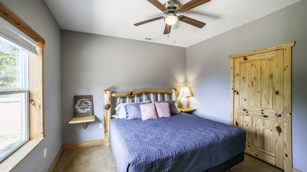 Photo of Bedroom in Big Creek