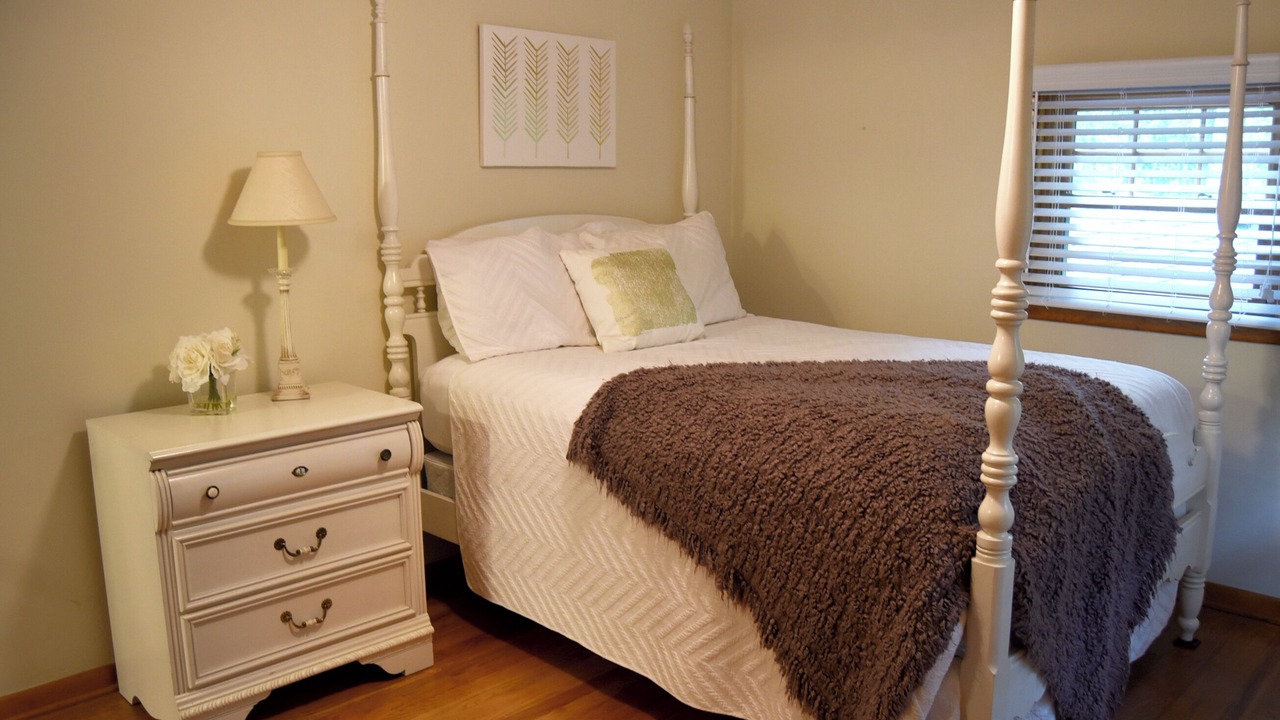 Photo of Bedroom in Warren