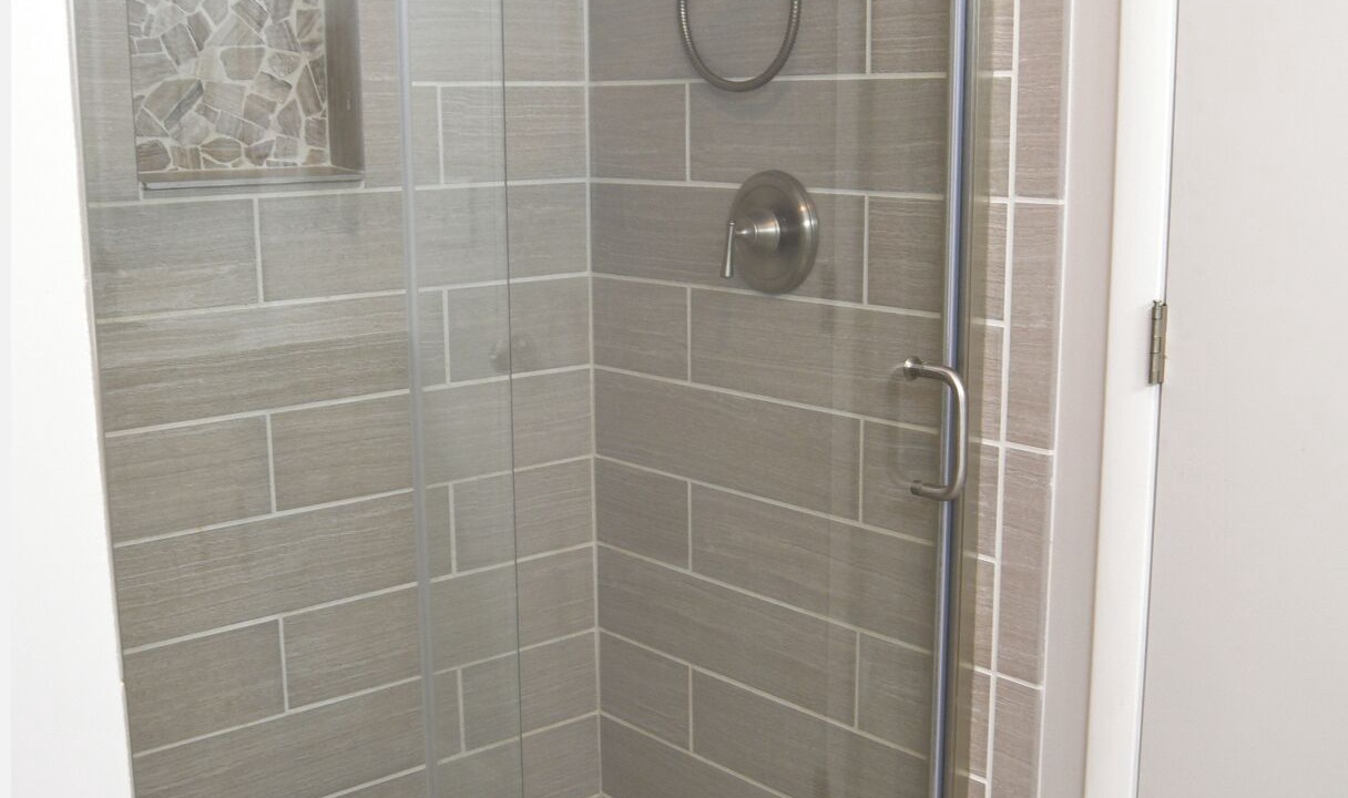 Photo of Bathroom in Warren