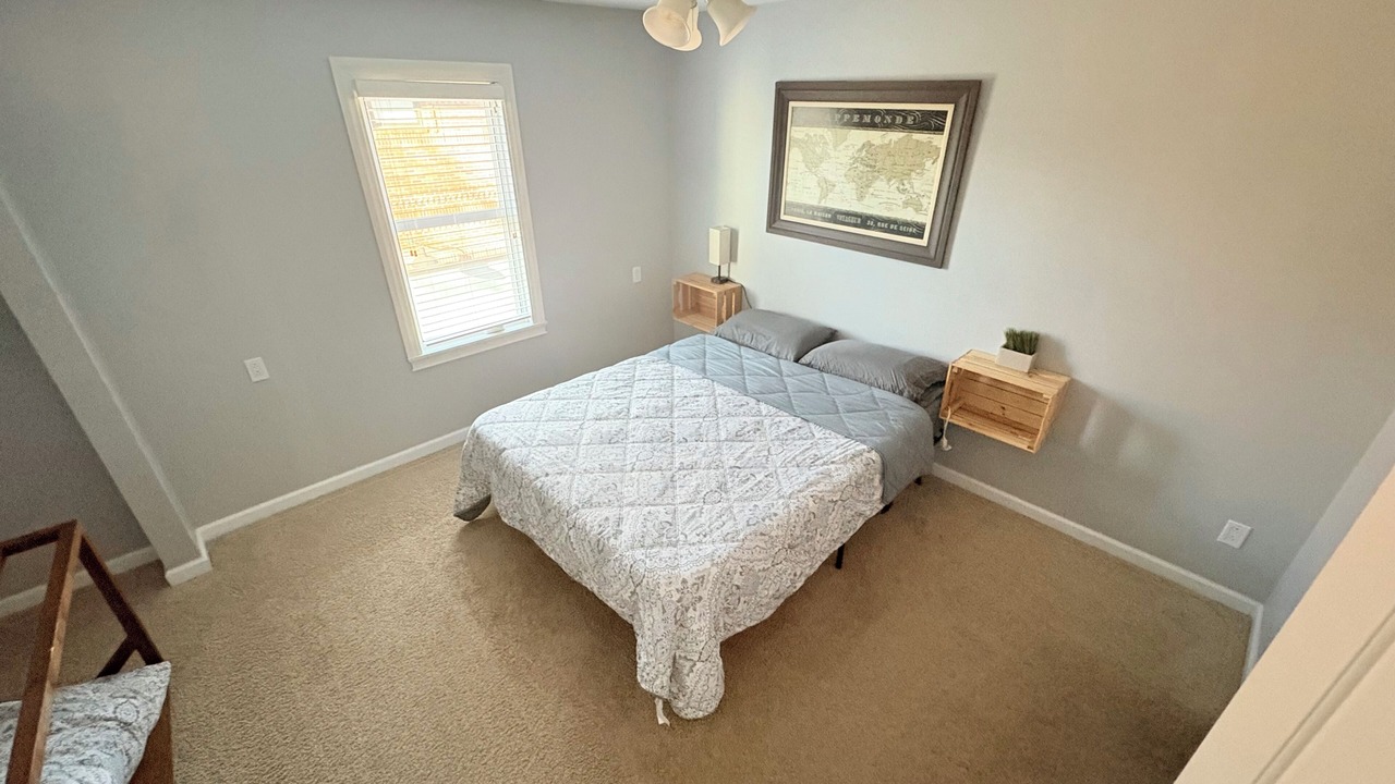 Photo of Bedroom in Chatham-Arch