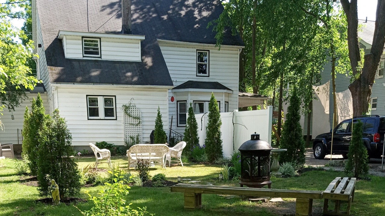 Photo of Outdoor in West Akron