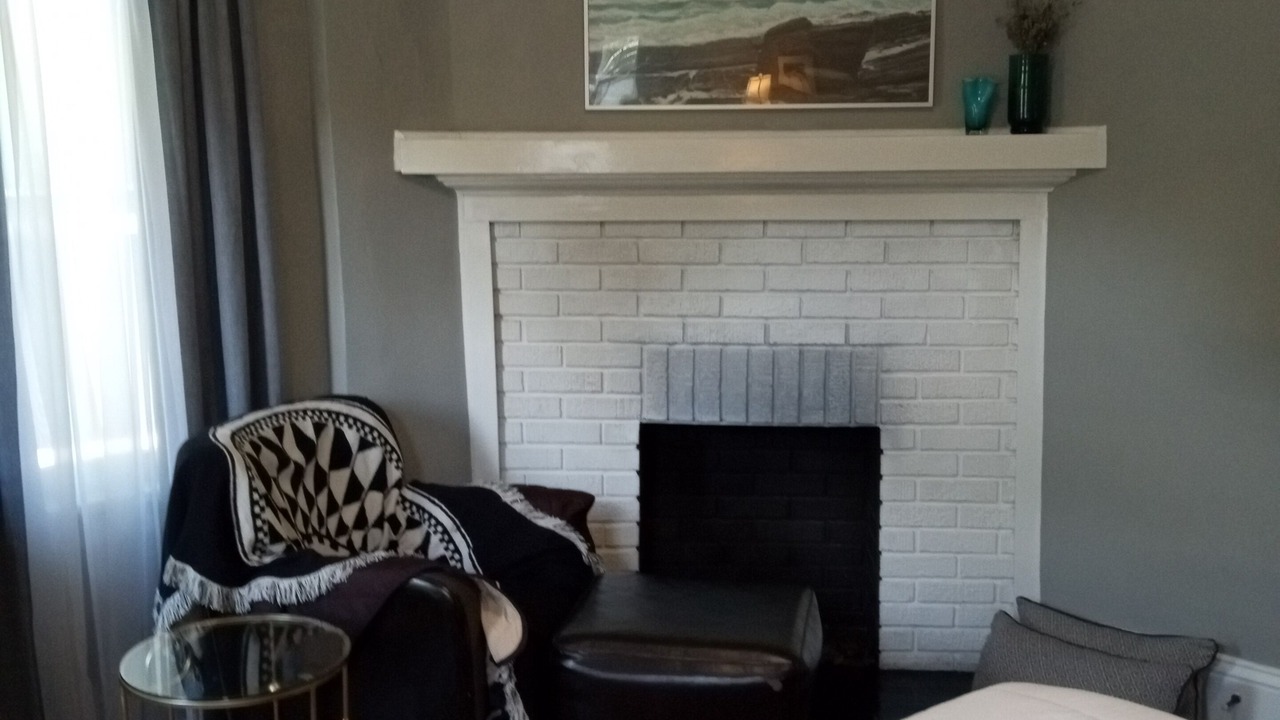 Photo of Bedroom in West Akron