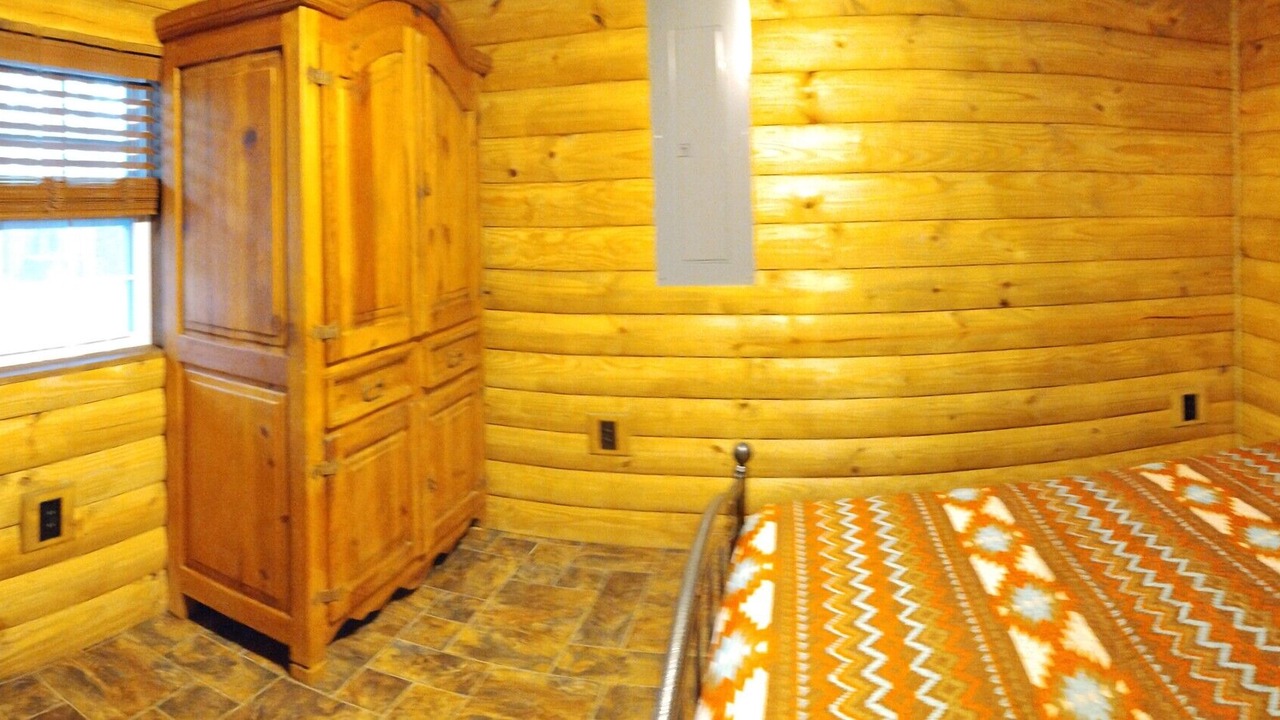 Photo of Bedroom in Jamestown