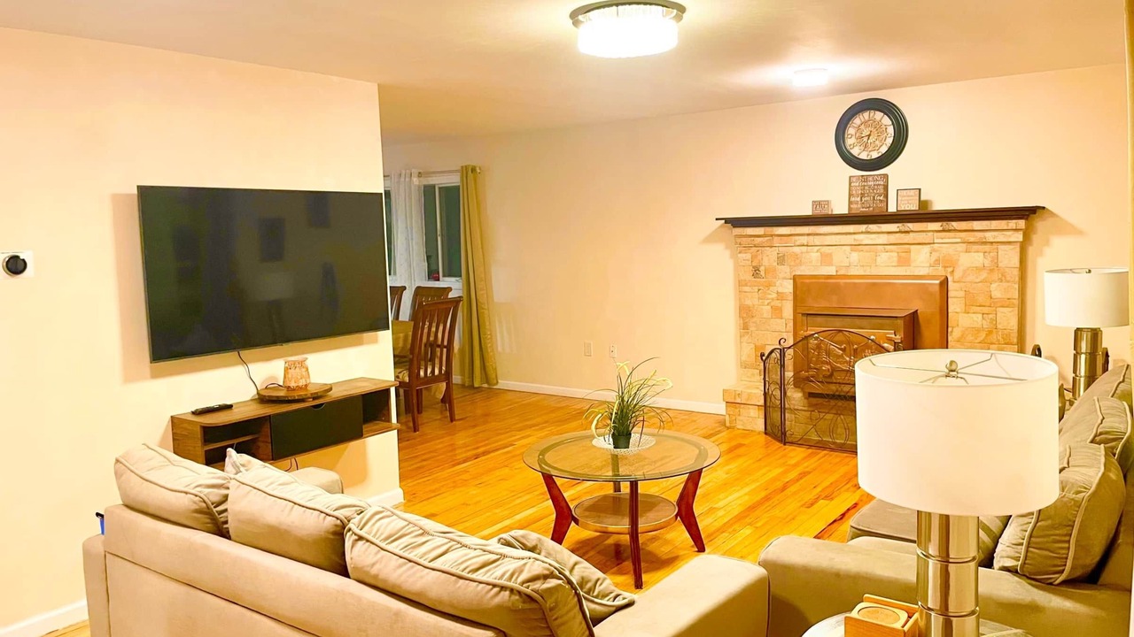 Photo of Bedroom in Montague