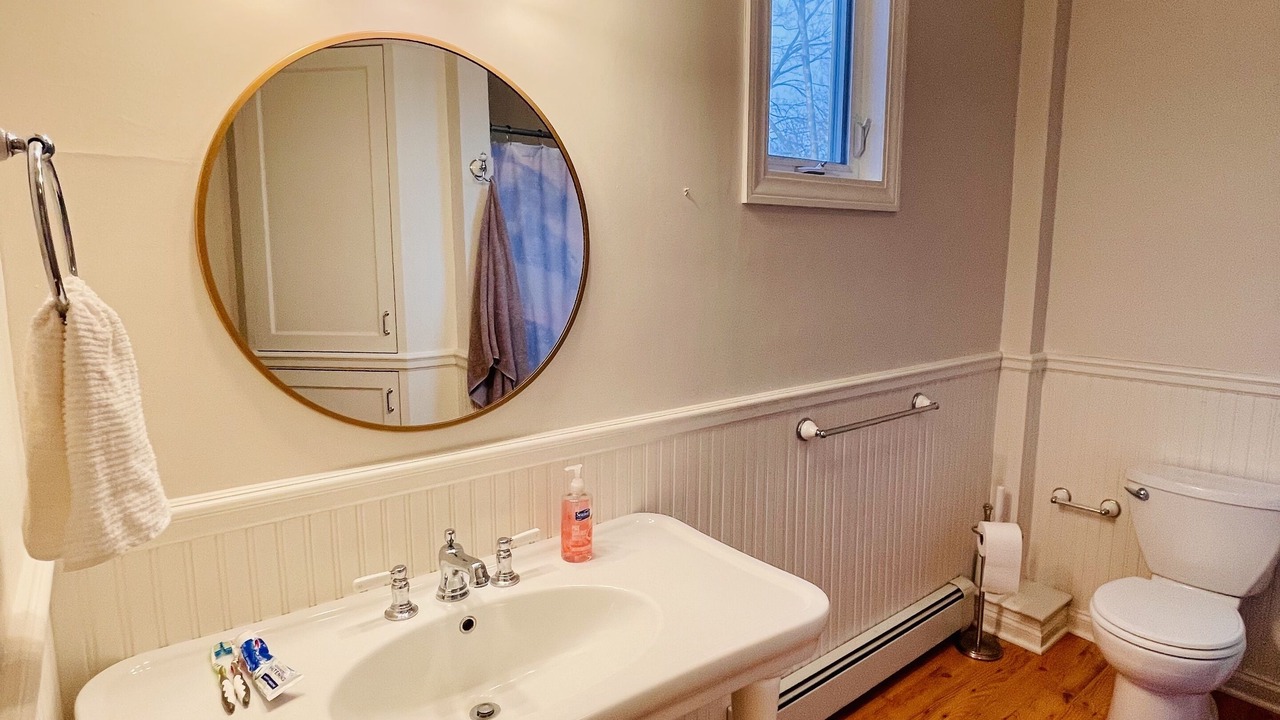Photo of Bathroom in Town of Wawayanda