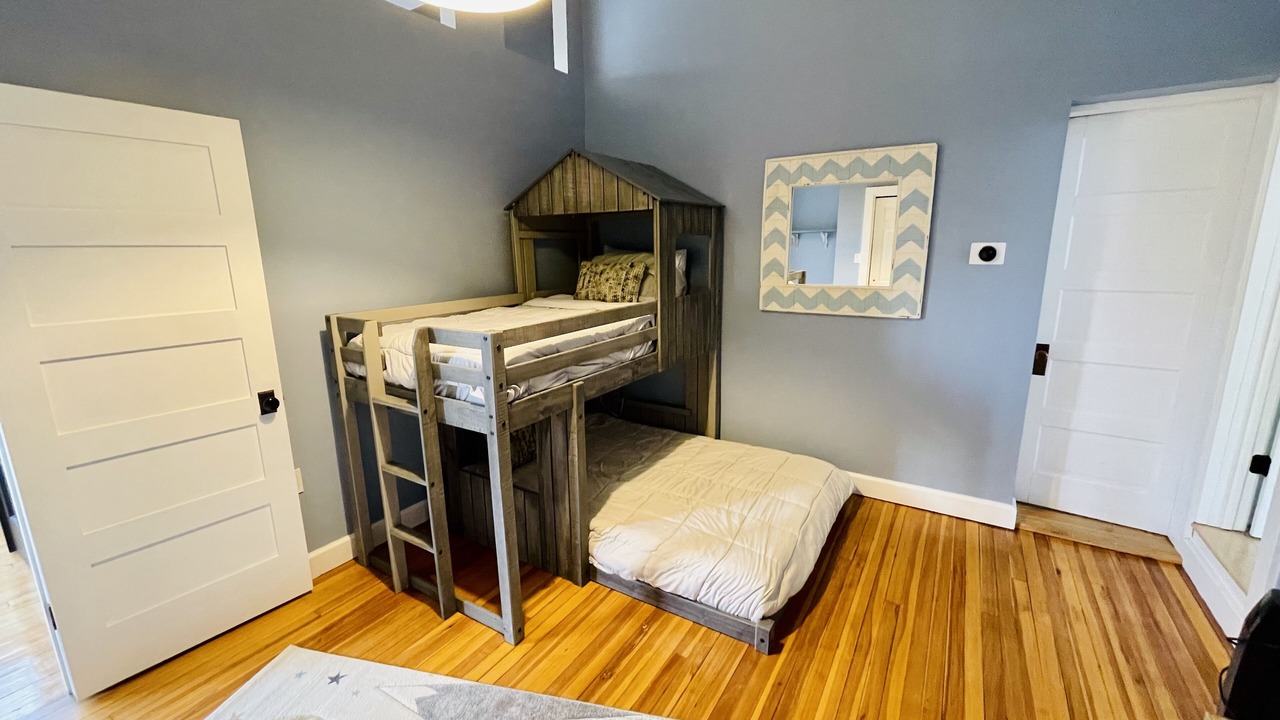 Photo of Bedroom in Town of Wawayanda