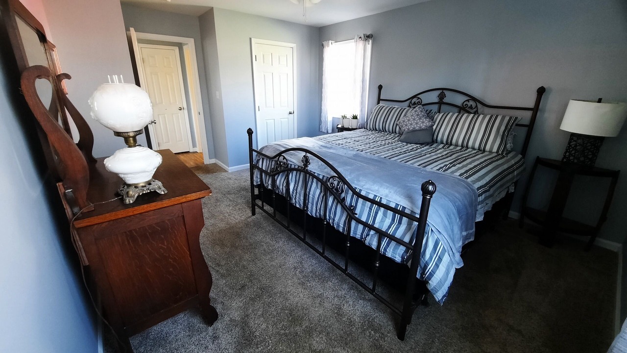 Photo of Bedroom in Mount Vernon