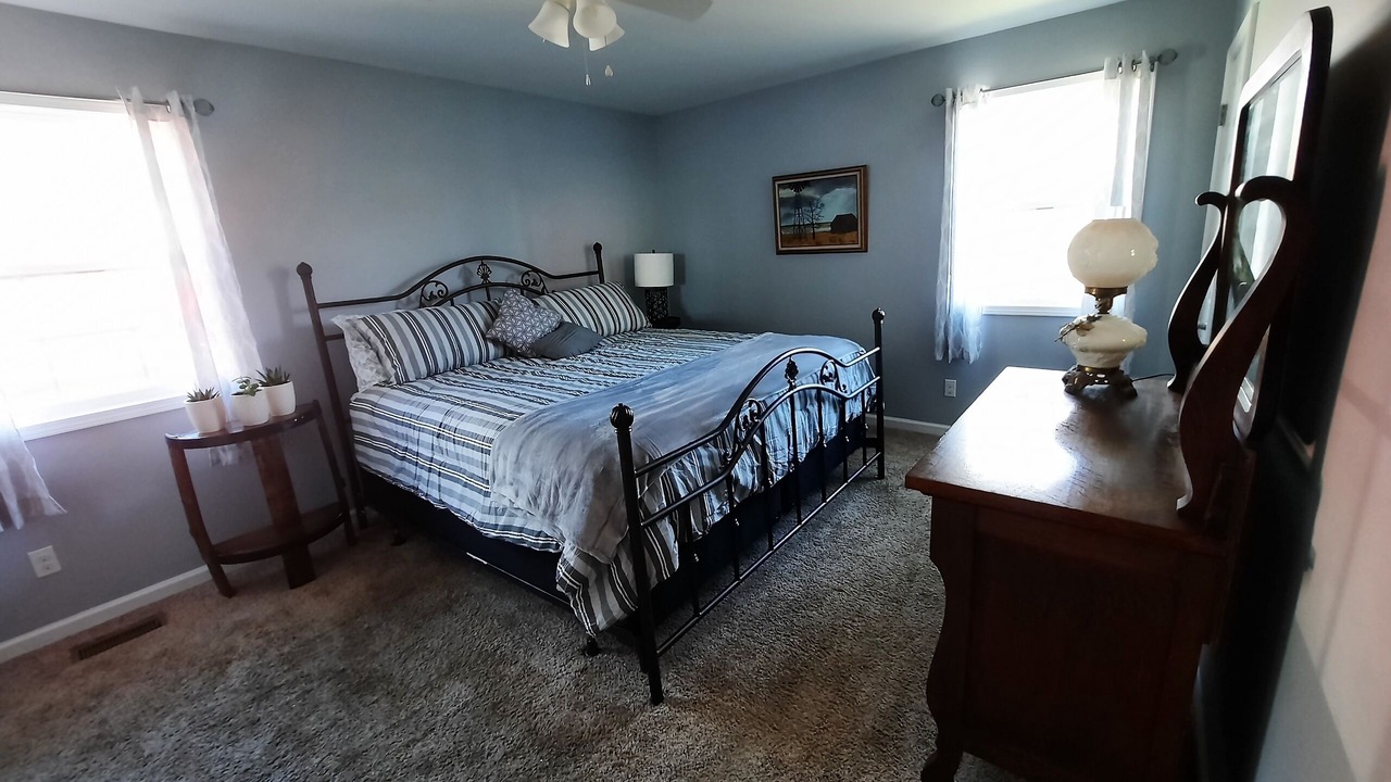 Photo of Bedroom in Mount Vernon