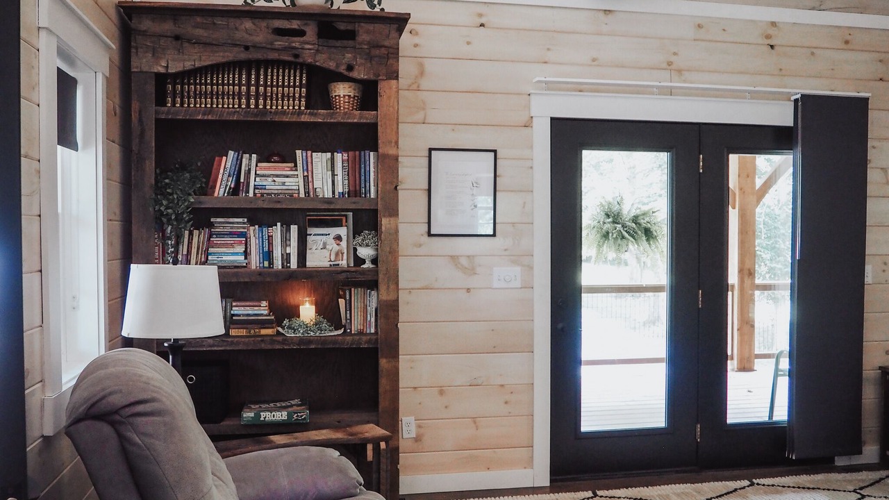Photo of Livingroom in Stone Creek