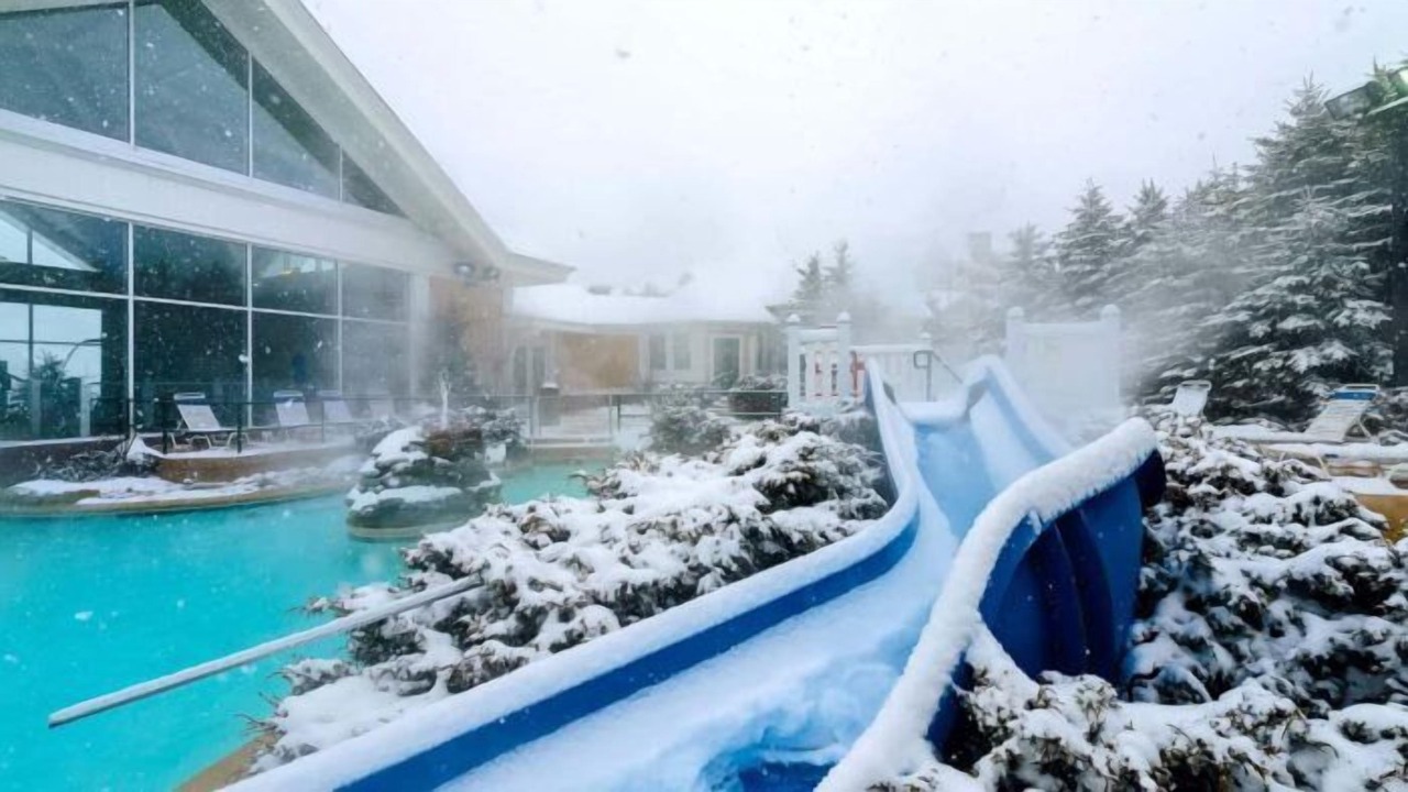 Photo of Outdoor in Snowshoe
