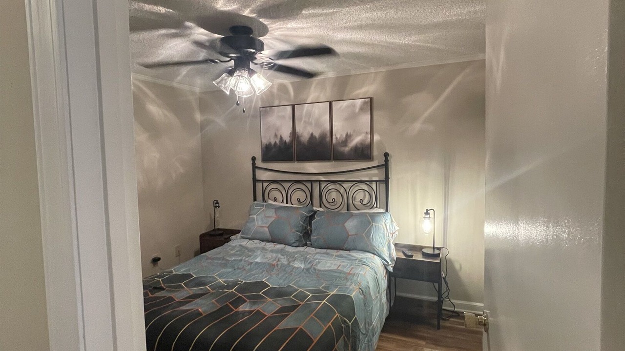 Photo of Bedroom in Snowshoe