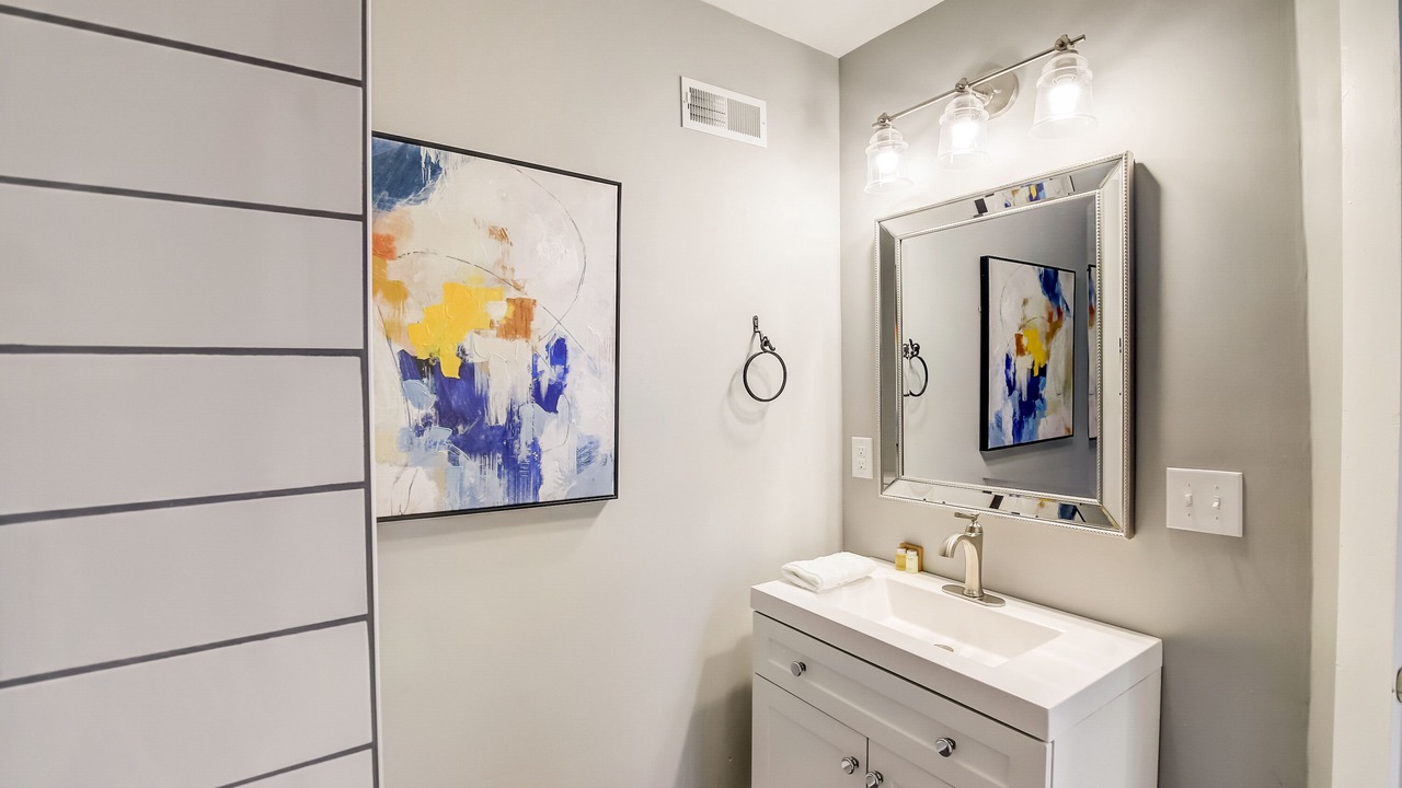 Photo of Bathroom in Huron