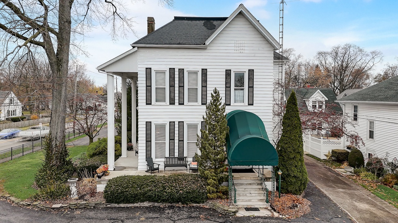 Photo of Outdoor in Huron