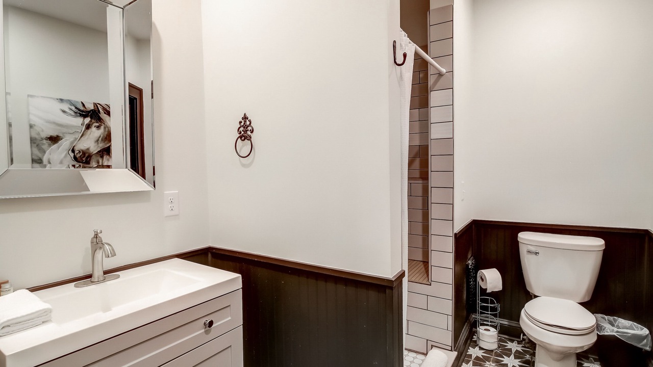 Photo of Bathroom in Huron