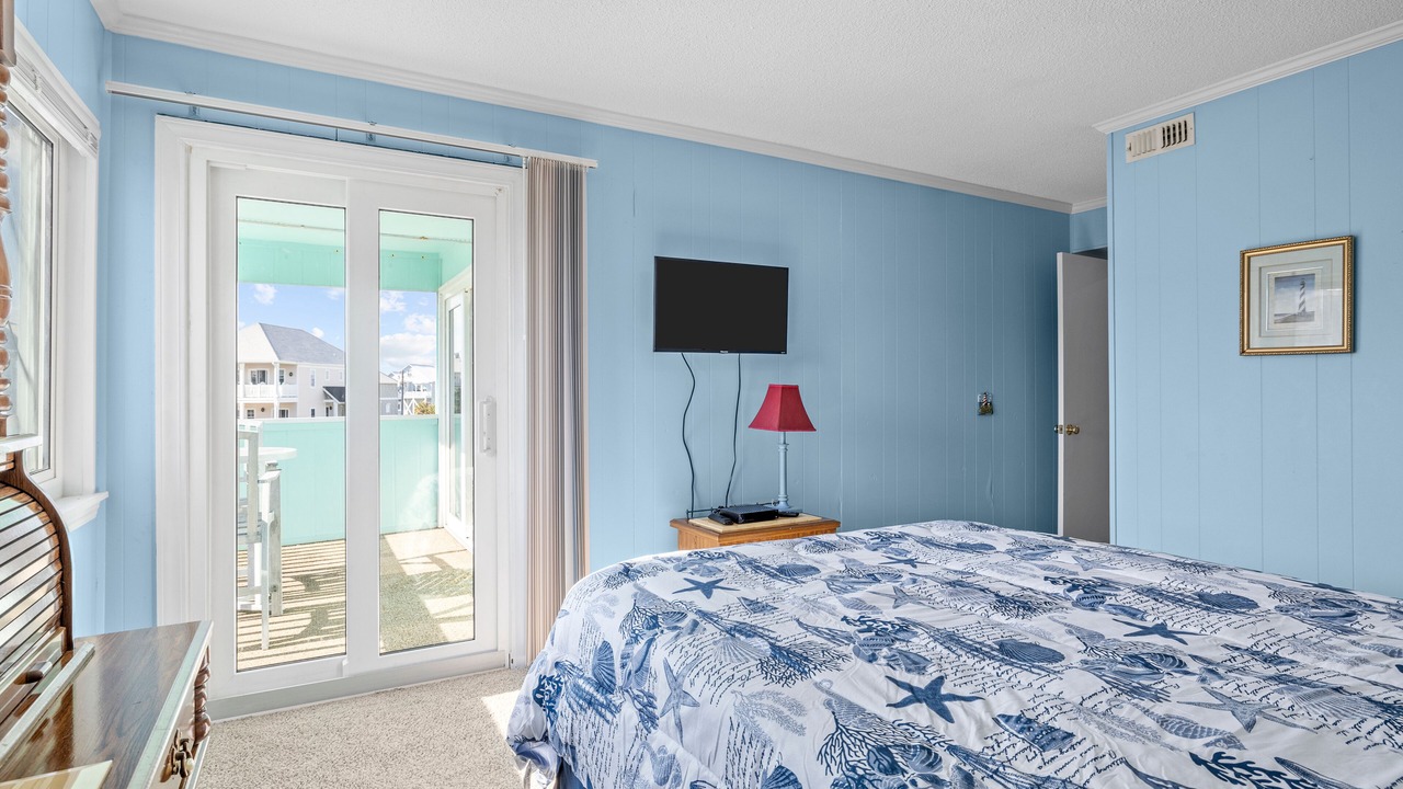 Photo of Bedroom in Morehead City