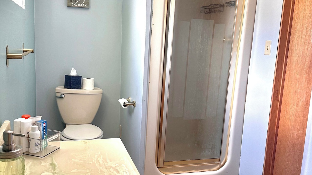 Photo of Bathroom in Conneaut Lakeshore
