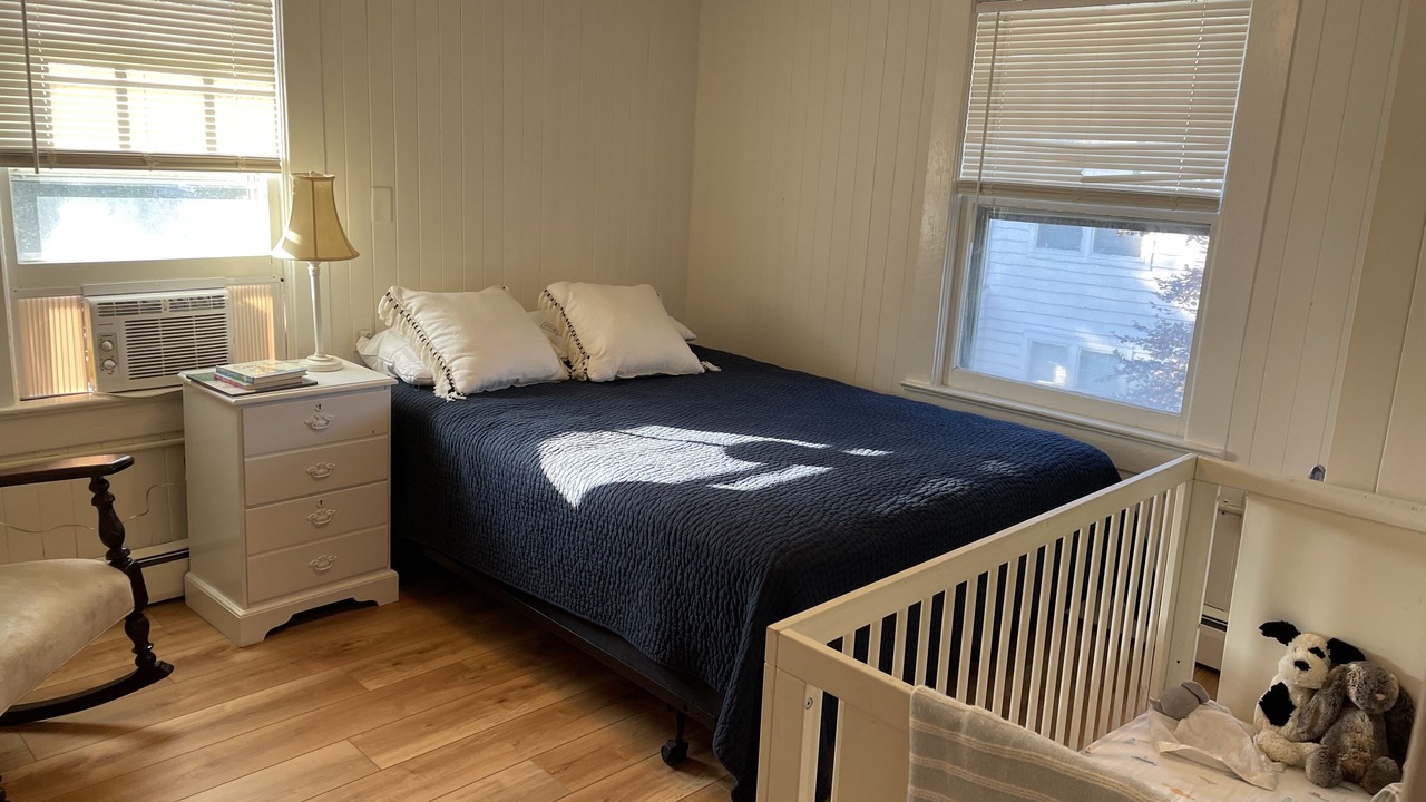 Photo of Bedroom in Spring Lake