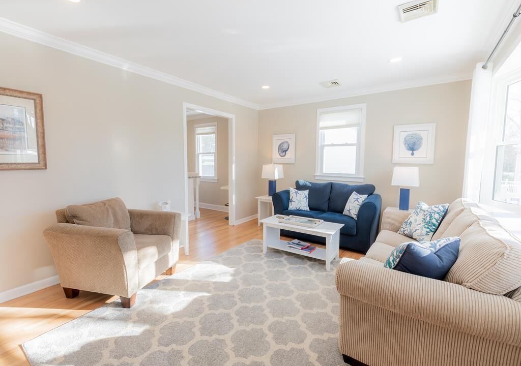 Photo of Livingroom in Village Green