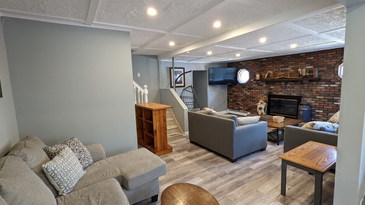 Photo of Livingroom in Parksville