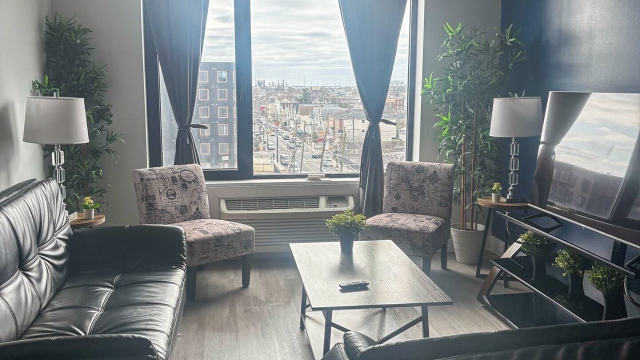 Photo of Livingroom in Elizabeth