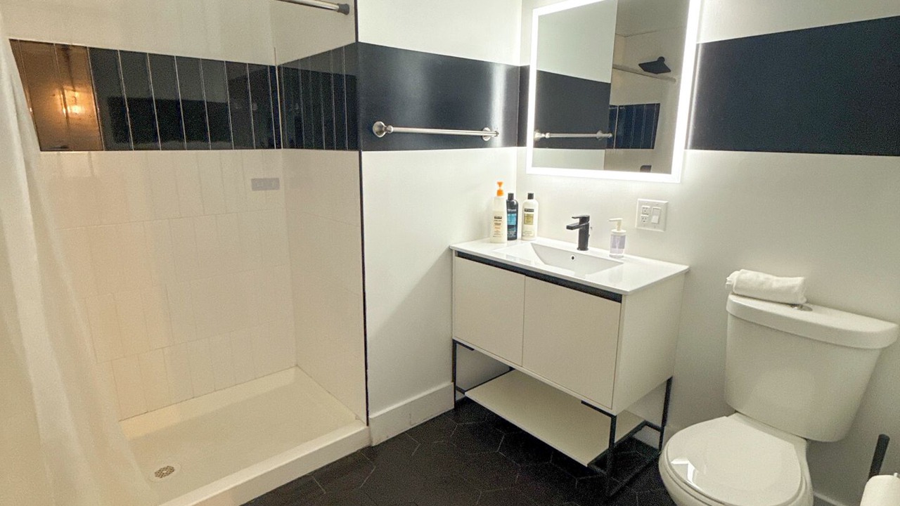 Photo of Bathroom in Elizabeth