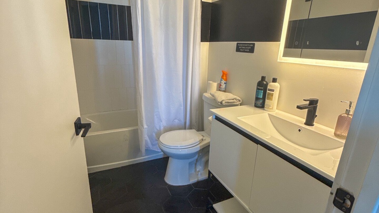 Photo of Bathroom in Elizabeth