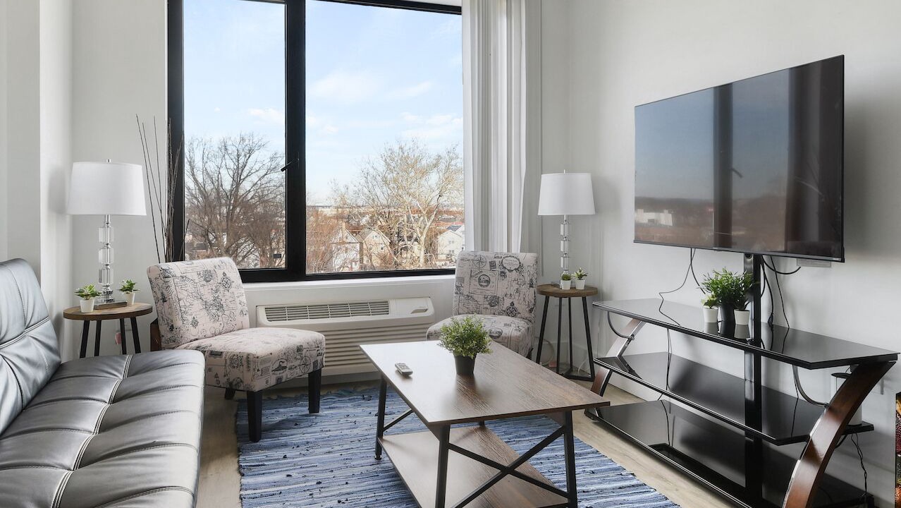 Photo of Livingroom in Elizabeth