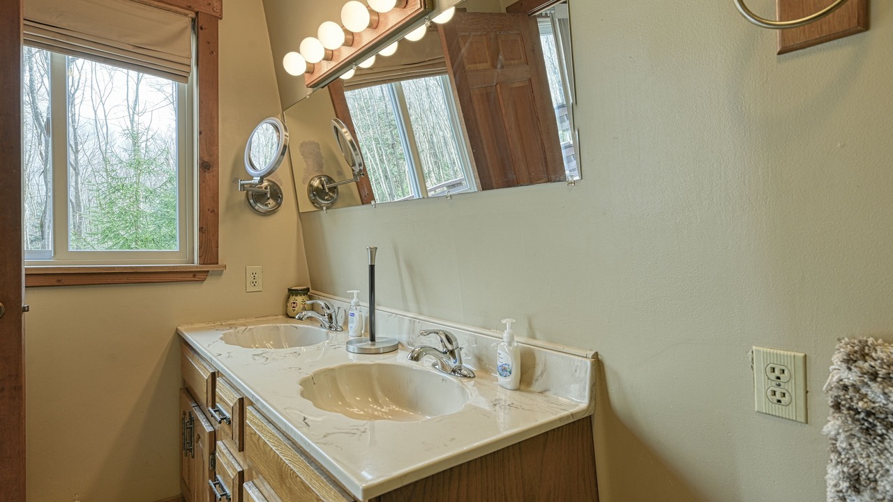 Photo of Bathroom in Accident