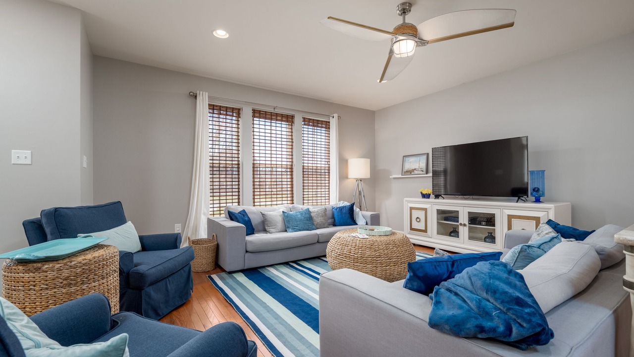 Photo of Livingroom in Long Neck