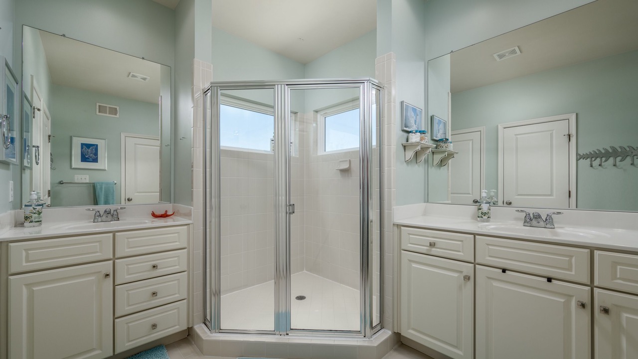 Photo of Bathroom in Long Neck