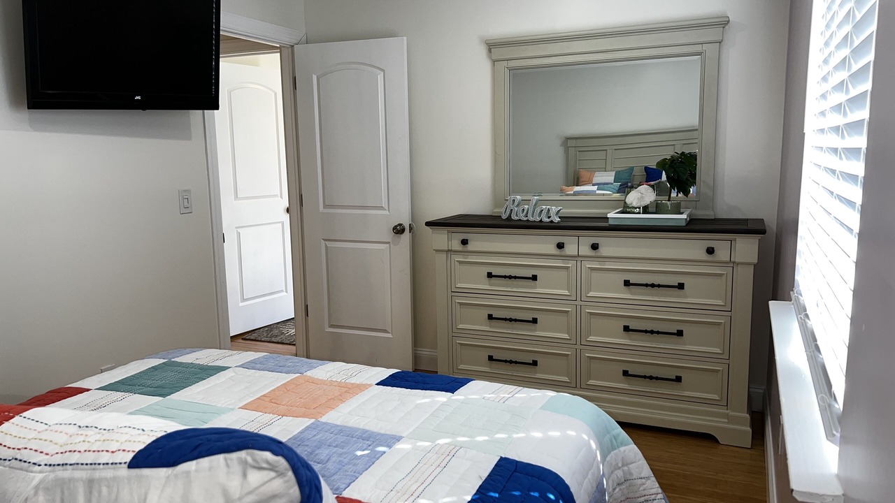 Photo of Bedroom in Long Branch