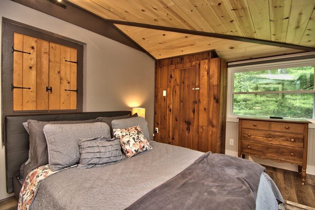 Photo of Bedroom in Cresco