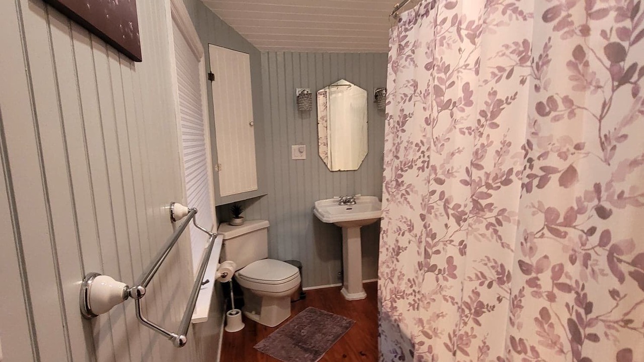 Photo of Bathroom in Mount Gretna Heights