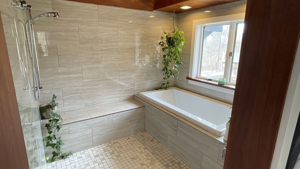 Photo of Bathroom in Kirkwood