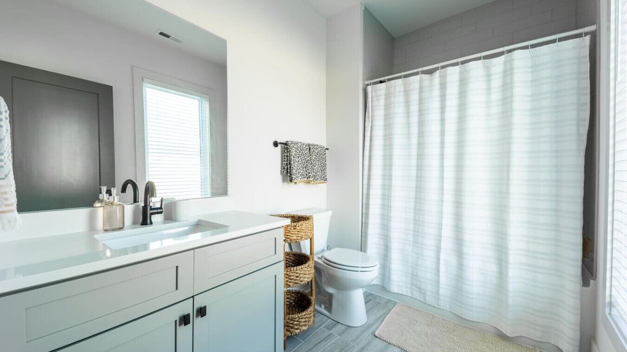 Photo of Bathroom in Eastwood