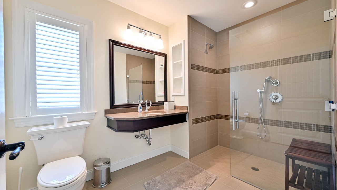 Photo of Bathroom in A-Zone