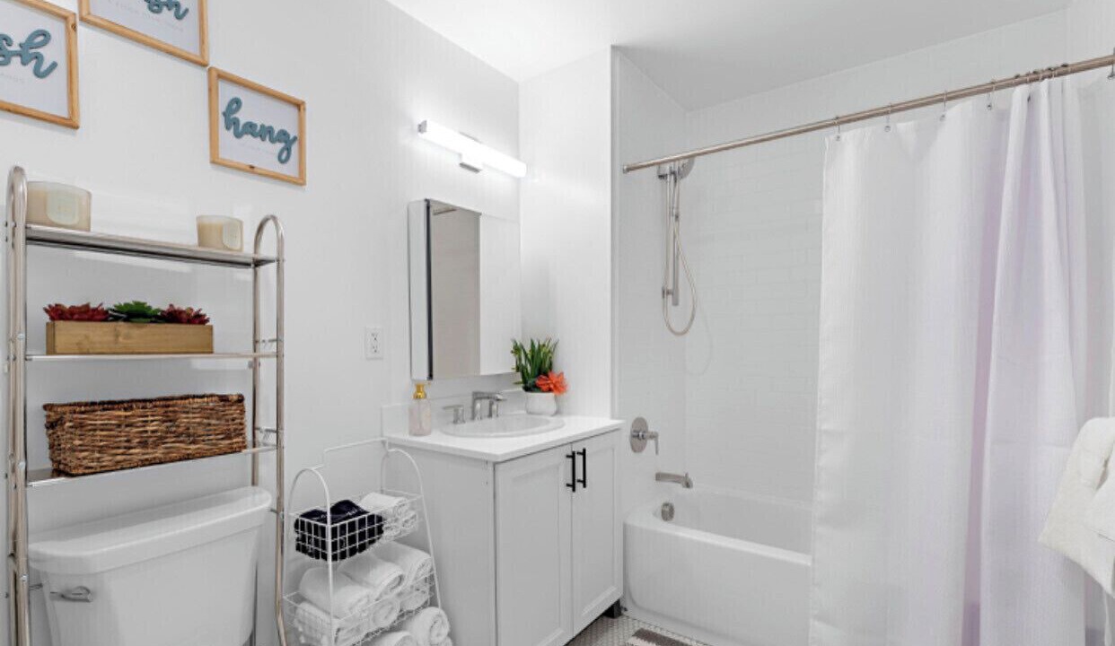 Photo of Bathroom in Newark