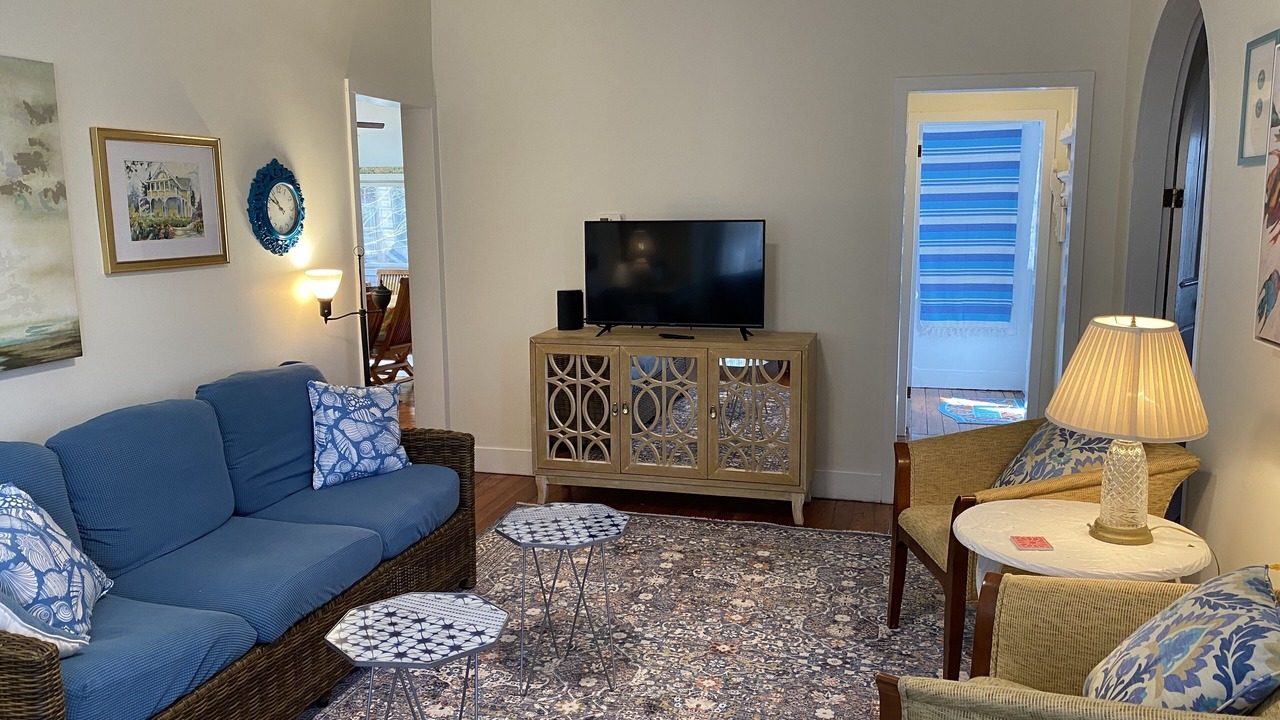 Photo of Livingroom in Cape May Point