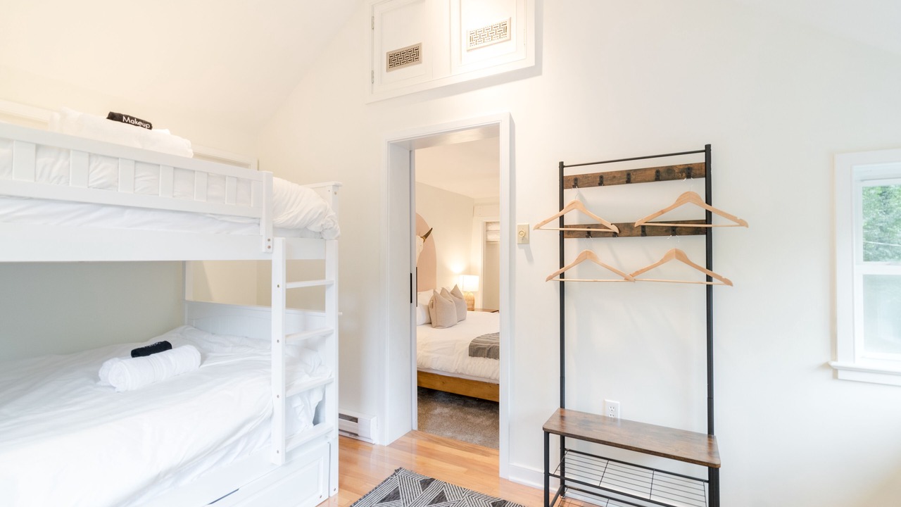 Photo of Bedroom in Bellefonte
