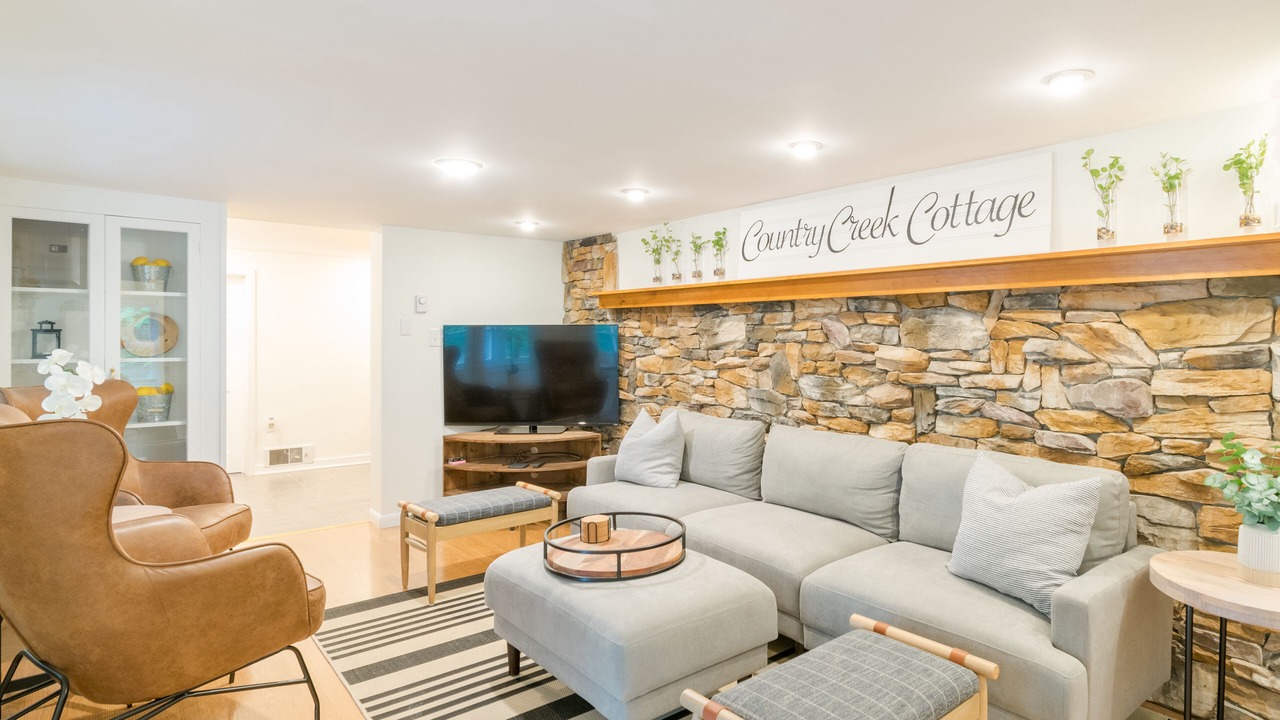 Photo of Livingroom in Bellefonte