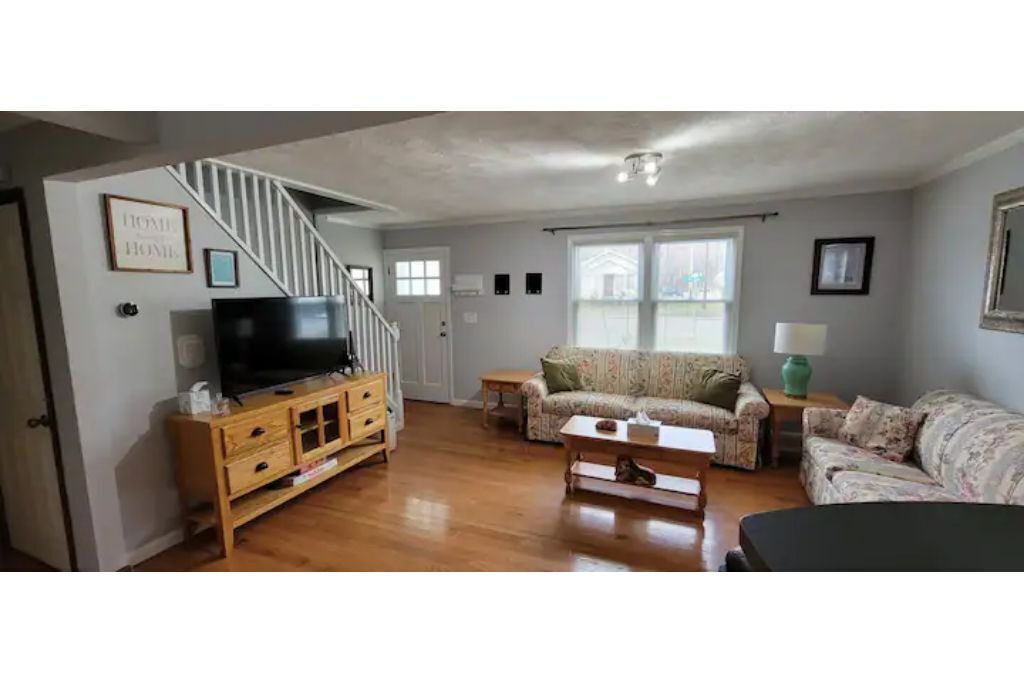 Photo of Livingroom in Corning