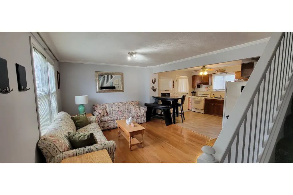 Photo of Livingroom in Corning