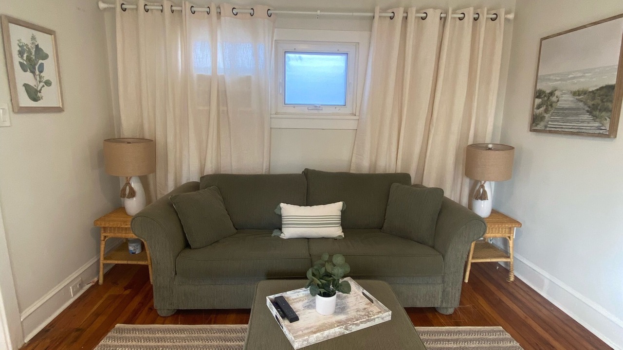 Photo of Livingroom in Village Green