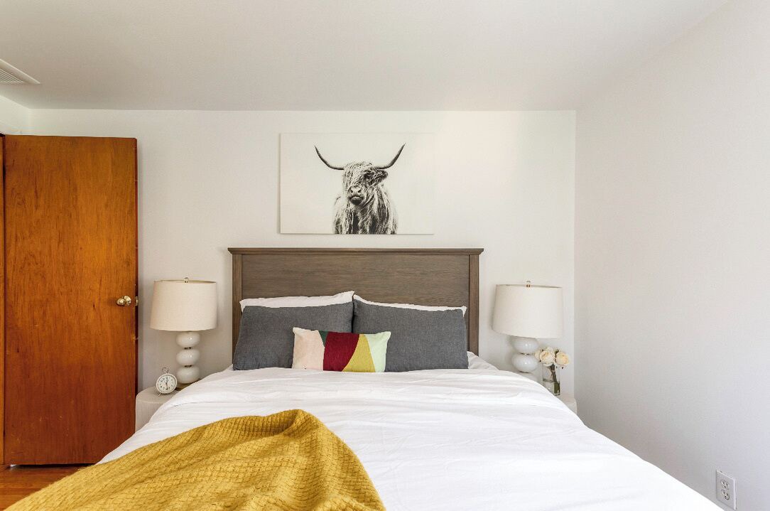Photo of Bedroom in Swan Lake