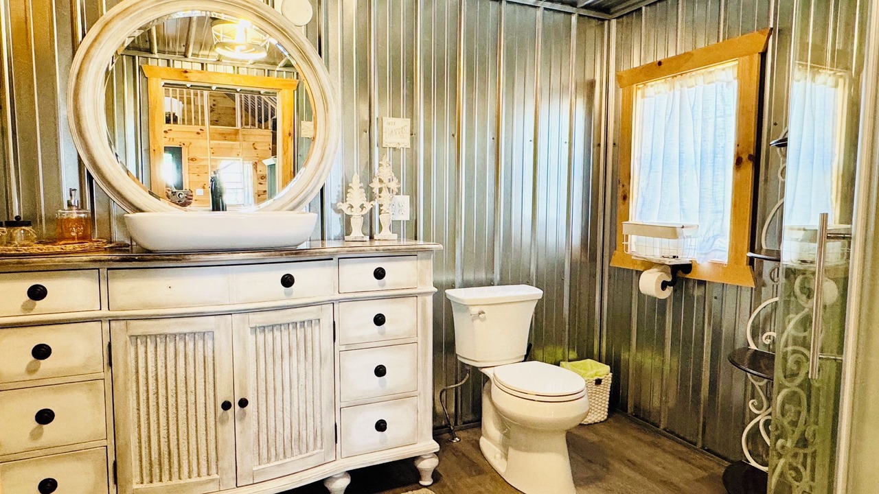 Photo of Bathroom in Mount Liberty