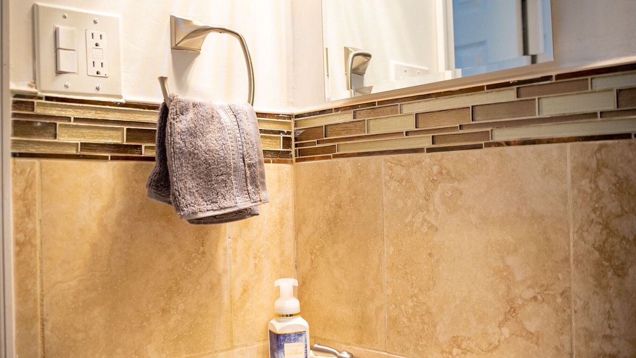 Photo of Bathroom in Kabletown