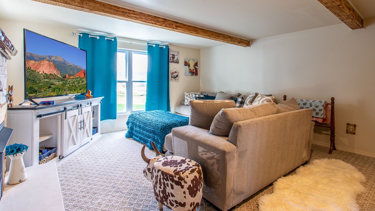 Photo of Livingroom in Black Creek